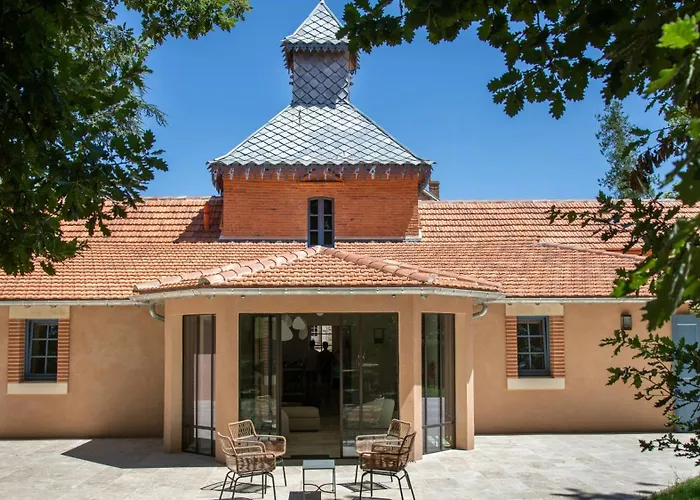 Renovated Dovecote Near The Of Albi